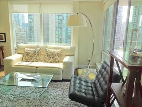 535 Smithe St in Vancouver, BC - Building Photo - Building Photo