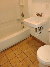 81 S Huntington Ave, Unit 59-4 in Boston, MA - Building Photo - Building Photo