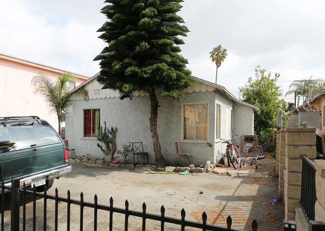 4746 Slauson Ave in Culver City, CA - Building Photo - Building Photo