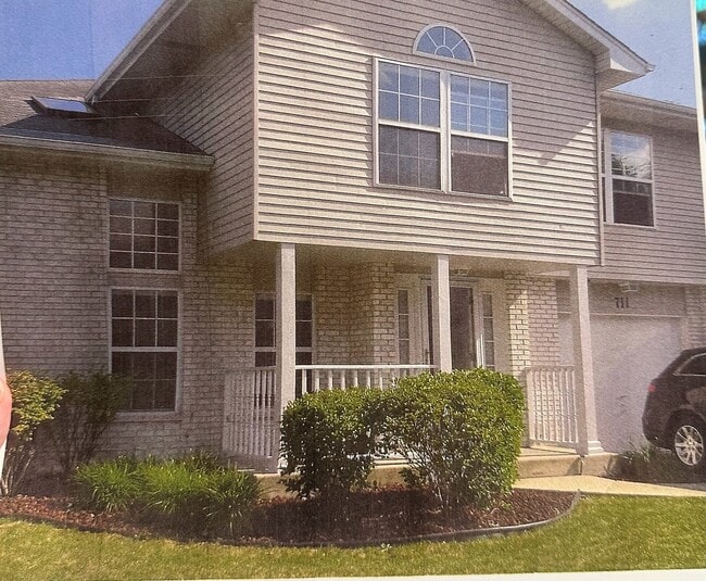 property at 727 Beaver Dr