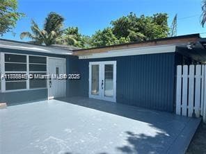property at 1410 SW 28th St