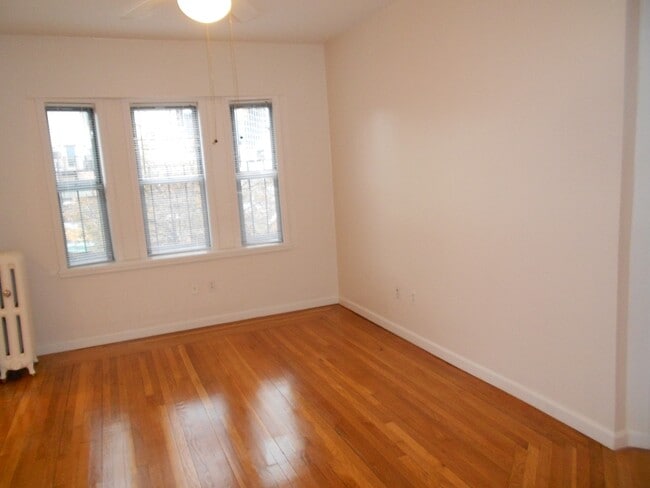 25 Edgerly Rd, Unit 16