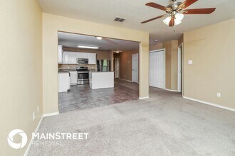 5530 Butch Canyon in San Antonio, TX - Building Photo - Building Photo