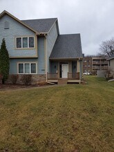 4786 Bald Eagle Ave in White Bear Lake, MN - Building Photo - Building Photo