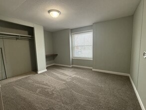 913 Elm St in Mandan, ND - Building Photo - Building Photo