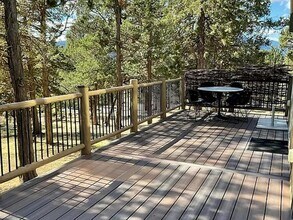 4640 Harrier Dr in Klamath Falls, OR - Building Photo - Building Photo