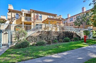 952 S 11th St in San Jose, CA - Building Photo