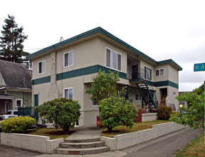 Strandt Apt in Seattle, WA - Building Photo - Building Photo