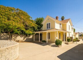 27171 Pacific St in Highland, CA - Building Photo