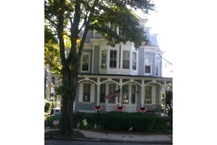 Washington Avenue Center Apartments