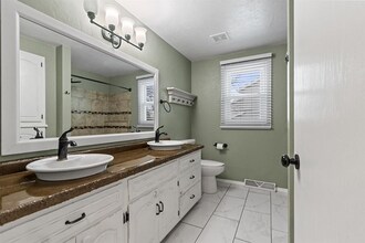 2768 Aquarius Rd, Unit 2768 Aquarius Rd in Bellevue, WI - Building Photo - Building Photo