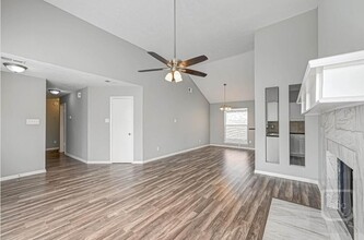 17419 Lobo Trail in Houston, TX - Building Photo - Building Photo