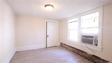 7215 S Claiborne Ave in New Orleans, LA - Building Photo - Building Photo