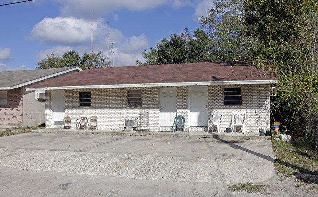 2203-2209 E 17th St in Panama City, FL - Foto de edificio - Building Photo