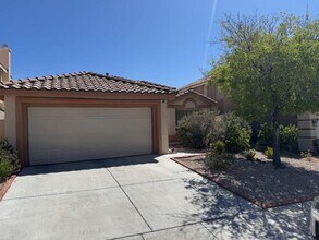 404 Madison Taylor Pl in Las Vegas, NV - Building Photo - Building Photo
