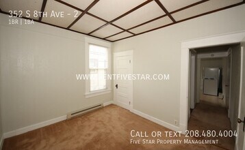 352 S 8th Ave in Pocatello, ID - Building Photo - Building Photo