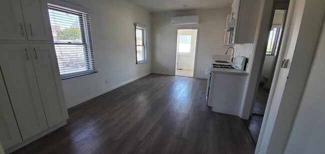 1318 S Union Ave in Los Angeles, CA - Building Photo - Building Photo