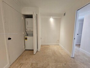 145 SE 25th Rd, Unit 804 in Miami, FL - Building Photo - Building Photo