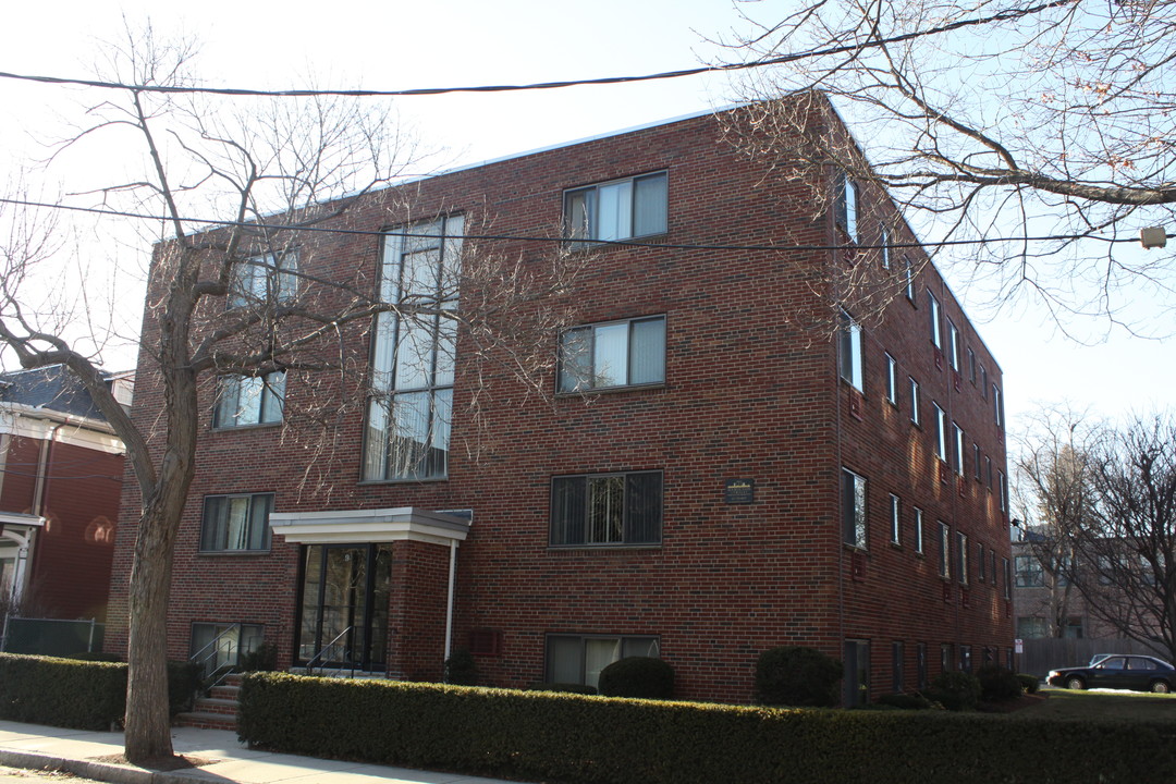 Chester Street Apartments in Cambridge, MA - Foto de edificio