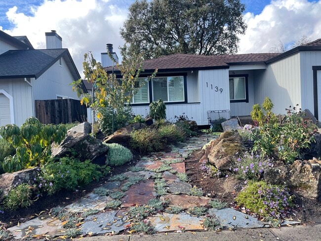 property at 1139 Meridian Cir