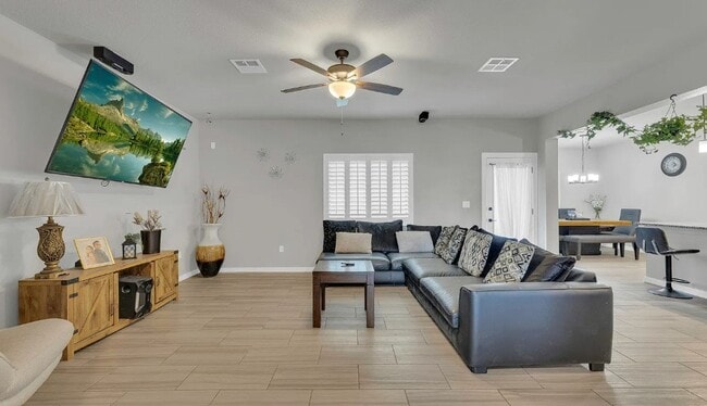 221 Ilchester Wy in El Paso, TX - Building Photo - Building Photo