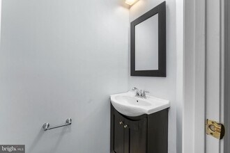 2204 Commissary Cir in Odenton, MD - Building Photo - Building Photo