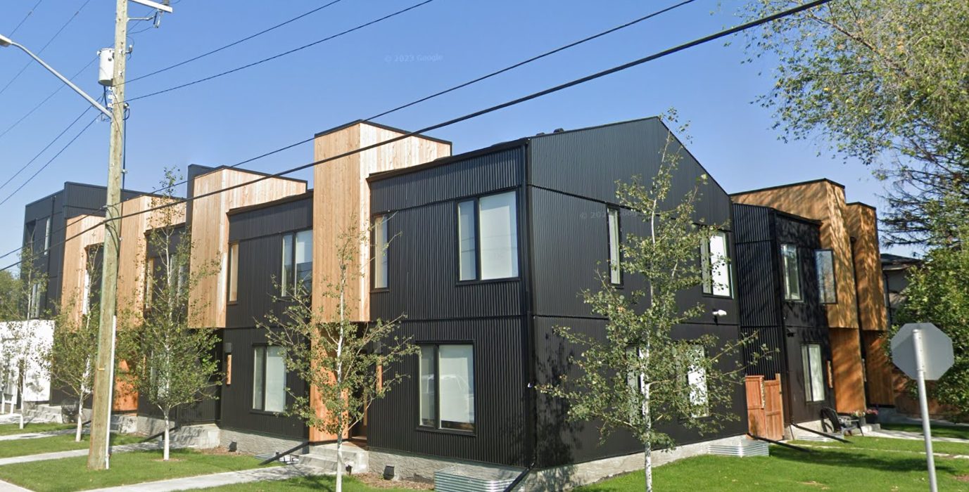 4927 21a St SW in Calgary, AB - Building Photo