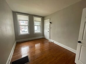 853 Wayne Ave in York, PA - Building Photo - Building Photo