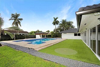 10240 SW 124th St in Miami, FL - Building Photo - Building Photo