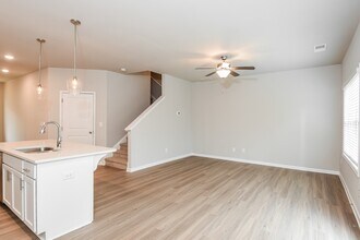 866 Calvin Park Dr in Ball Ground, GA - Building Photo - Building Photo