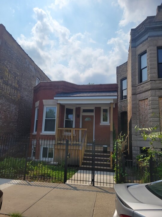 1344 S Fairfield Ave in Chicago, IL - Building Photo