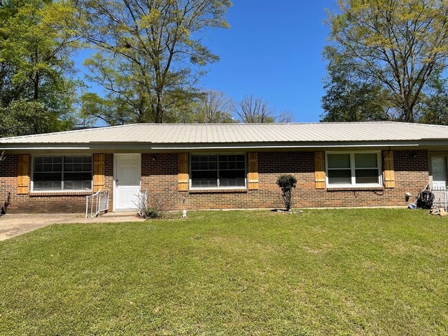 property at 517 Godfrey Ln