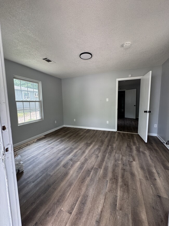 639 W Pleasant Ave in Covington, TN - Building Photo - Building Photo