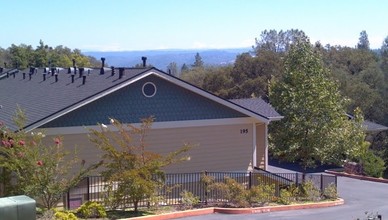 North Fork Apartments in Auburn, CA - Building Photo - Building Photo