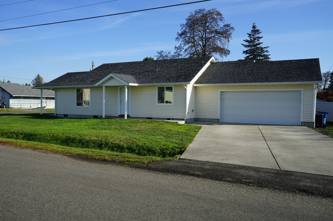 property at 101 SE 2nd St