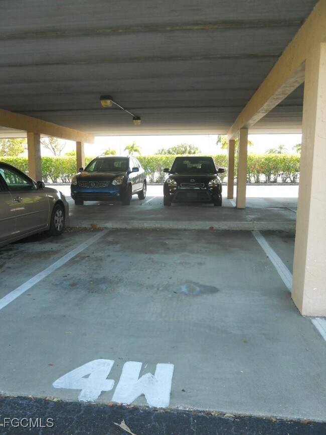 3300 N Key Dr in North Fort Myers, FL - Building Photo - Building Photo