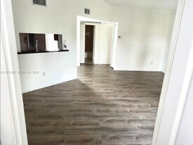 1120 N Franklin Ave in Homestead, FL - Building Photo