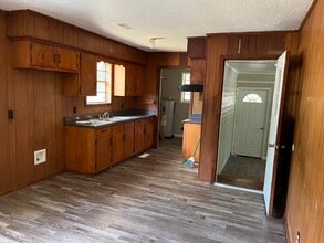 422 Karen Dr in Bolivar, TN - Building Photo - Building Photo