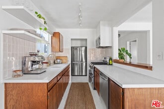 668 Marr St in Los Angeles, CA - Building Photo - Building Photo