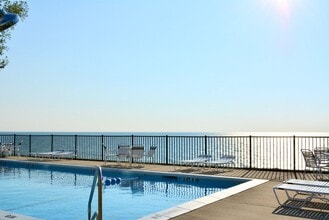 3622 Lakeshore Dr in St. Joseph, MI - Building Photo - Building Photo