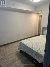 258B Sunview St in Waterloo, ON - Building Photo - Building Photo