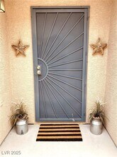 10191 Birch Bluff Ln in Las Vegas, NV - Building Photo - Building Photo
