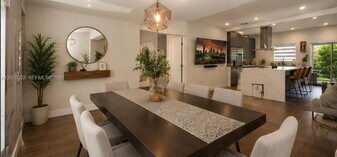 4381 SW 14th St in Miami, FL - Building Photo
