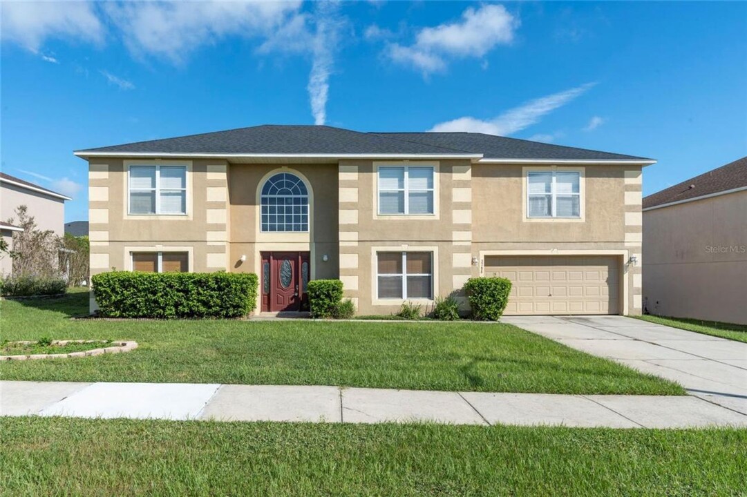 3288 White Blossom Ln in Clermont, FL - Building Photo