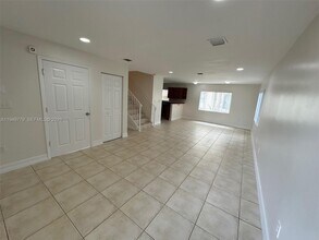 1406 NW 3rd St in Fort Lauderdale, FL - Building Photo - Building Photo