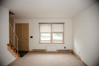 1077 Donegal Springs Rd in Mount Joy, PA - Building Photo - Building Photo