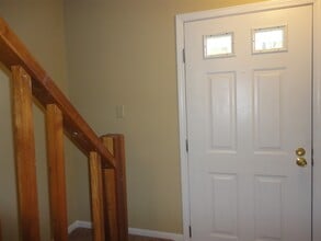 1565 Tall Meadows Dr in Columbus, OH - Foto de edificio - Building Photo