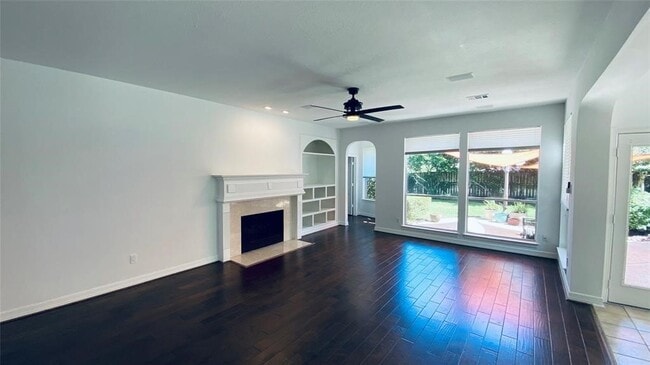 5510 Cherry Creek Bend Ct in Houston, TX - Building Photo - Building Photo