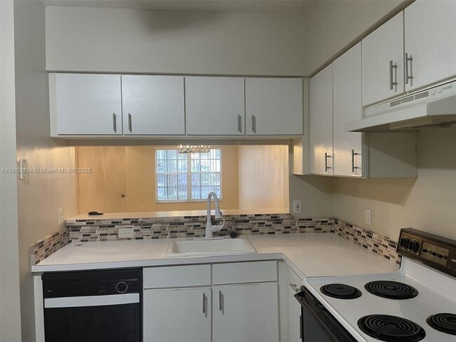 145 SW 96th Ter