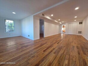 14 Cottage Pl in Keansburg, NJ - Building Photo - Building Photo